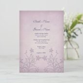 Purple Mist Floral Élégant Mariage Invitations (Debout devant)