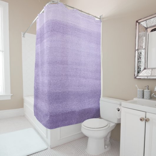 Purple Ombre Aquarelle Motif rideau de douche (En situation)