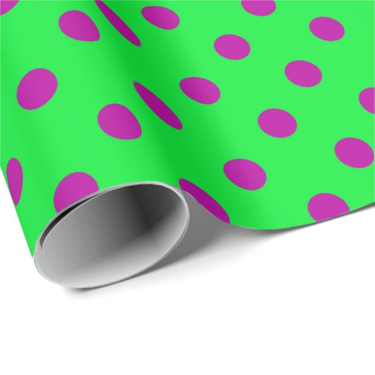 Purple On Green Polka Dots Pattern Design Cadeaupapier (Rol Hoek)