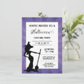 Purple Starburst Witch Halloween Party Invitation (Debout devant)