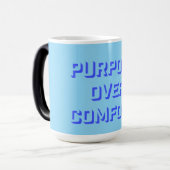 Purpose Over Comfort Motivation Mindset Growth Magische Mok (Voorkant links)