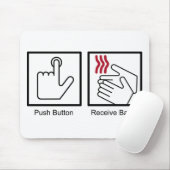 Push Button, Receive Bacon - Bacon Dispenser Muismat (Met muis)