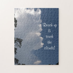 Puzzel Fluffy Witte Wolken en Blauwe Lucht Zeggend