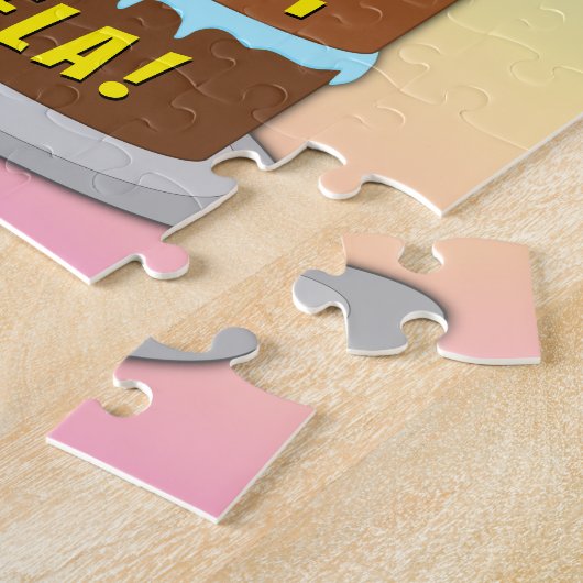 Puzzle 18e anniversaire : Fun Cake and Candles + Nom pers (Côté)