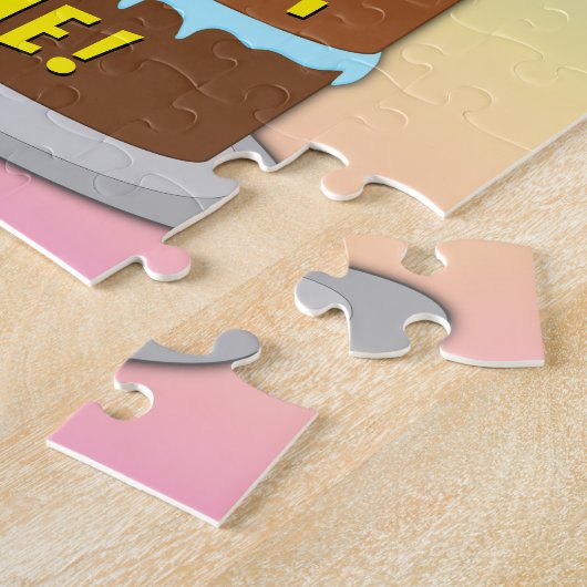 Puzzle 52e anniversaire : Fun Cake and Candles + Nom pers (Côté)