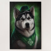 Puzzle Alaskan Malamute chien en robe de fête St. Patrick (Vertical)