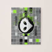 Puzzle Alien TV (Vertical)