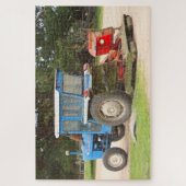 Puzzle Ancien tracteur bleu avec tondeuse à gazon, Austra (Vertical)