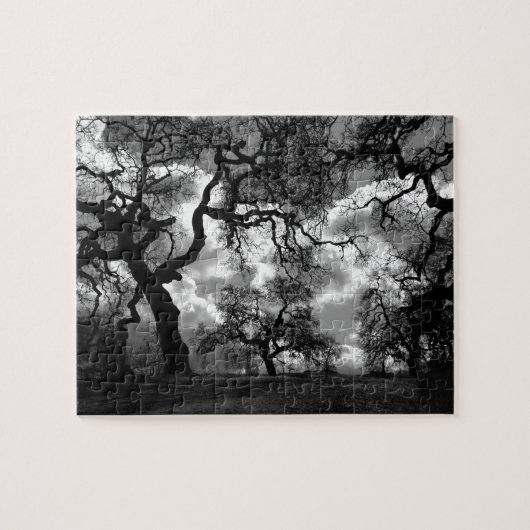 Puzzle Arbres noirs et blancs de mystère (Horizontal)