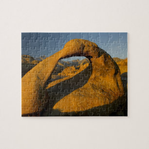 Puzzle Arc dans l'Alabama Hills Eastern Sierras près de L