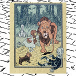 Puzzle Assistant vintage de caractères Oz, Chemin de briq<br><div class="desc">Illustration vintage conte classique pour enfants, photo de William Wallace Denslow, tirée du livre de l'époque victorienne The Wonderful Wizard of Oz de L. Frank Baum. Ici, le Lion Cowardly pleure après que la jeune fille Dorothy l'a frappé à travers son nez après que le lion ait pris son chien...</div>