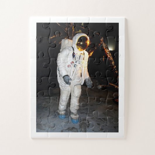 Puzzle Astronaut (Vertical)