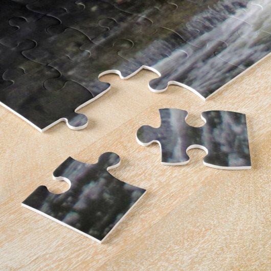 Puzzle Au-dessus de la cascade (Côté)
