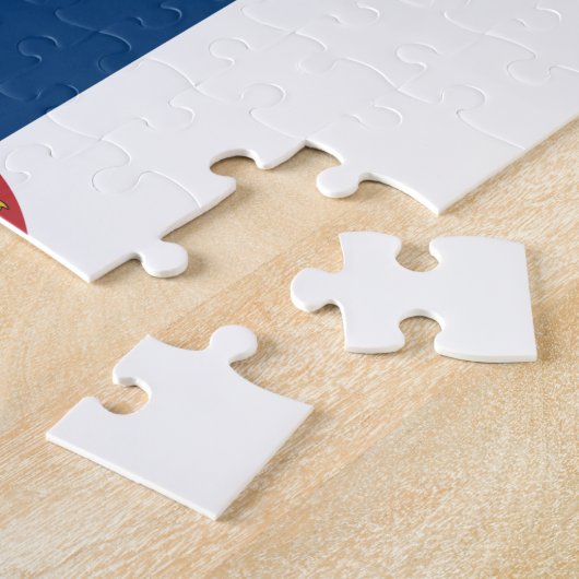 Puzzle avec le drapeau de la Serbie (Côté)