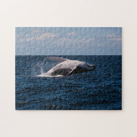Puzzle Baleine de bosse ouvrant une brèche l'océan (Horizontal)
