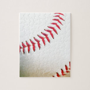 Puzzle Baseball blanc avec couture rouge
