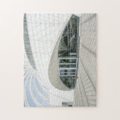 Puzzle Bâtiment blanc futuriste moderne (Vertical)