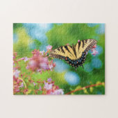 Puzzle Beau papillon Swallowtail sur de jolies fleurs (Horizontal)