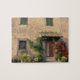 Puzzle Belle vieille maison avec des fleurs à San Gimigna