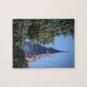 Puzzle Big Ben Peeks à travers les arbres - 8x10 - 110 pc (Horizontal)
