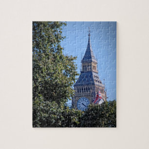 Puzzle Big Ben Peeks à travers les arbres - 8x10 - 110 pc