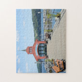 Puzzle Boathouse rouge sur le lac Seneca (Vertical)