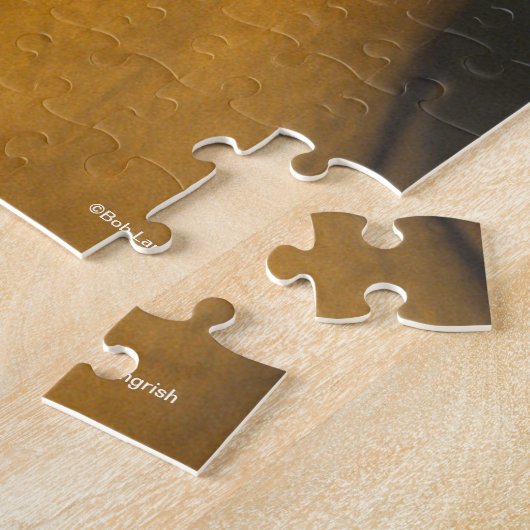 Puzzle Bob Langrish | Casque arabe gris au coucher du sol (Côté)