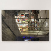 Puzzle Bookstore Window at Night, Londres Photographie (Horizontal)
