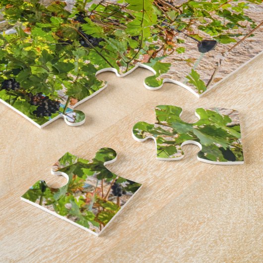 Puzzle Bougainvilliers grandissant sur le mur d'un restau (Côté)