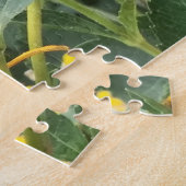 Puzzle Bumblebee pollinise une fleur jaune (Côté)