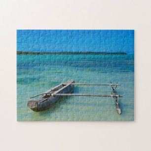 Puzzle Canot Outrigger en mer peu profonde