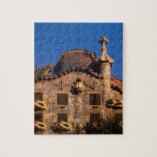 Puzzle Casa Batilo, architecture Gaudi, Barcelone, (Vertical)