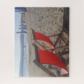 Puzzle Chaises Rouges sur Plage de Sable (Vertical)