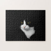 Puzzle Chat noir et blanc difficile sur fond noir uni (Horizontal)