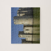 Puzzle Château de Bodiam (1385), reflet dans les douves, (Vertical)
