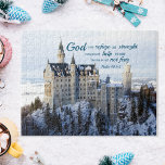 Puzzle Château d'hiver, psaume 46 1-2 Bible Verse<br><div class="desc">Note : Ignorez le nom ou la signature de personnalisation de ce puzzle, cette pièce ne s'imprime pas car elle a été masquée. Ne vous en faites pas ! Passez l'hiver au pays des merveilles grâce à ce puzzle époustouflant qui présente le château de Neuschwanstein drapé dans la neige immaculée....</div>