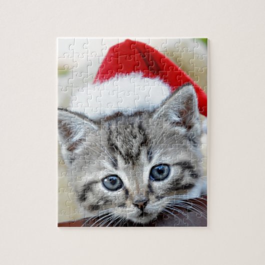 Puzzle Chaton mignon avec le casquette de Noël (Vertical)