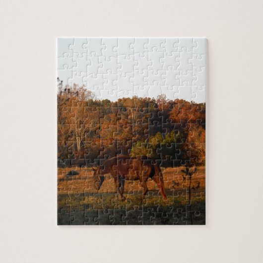 Puzzle Cheval Brown rouge, bois d'automne. (Vertical)