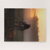 Puzzle Cheval De Peinture Se Tenant En Mist Au lever Du S (Horizontal)