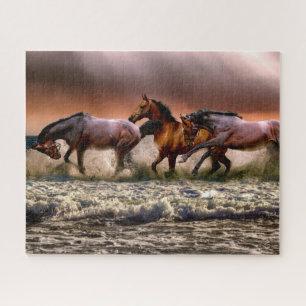 Puzzle Chevaux courir dans le Surf océanique au coucher d