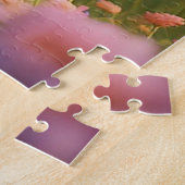 Puzzle Chien de dessin animé joyeux dans un champ de fleu (Côté)
