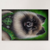Puzzle Chien Keeshond en robe de la Saint-Patrick (Horizontal)