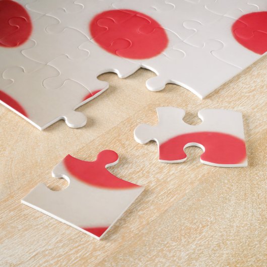 Puzzle Chihuahua noir chippy dans une tasse à tache rouge (Côté)