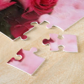 Puzzle Chiot de teckel entouré par des roses (Côté)