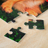 Puzzle Chiwawa mignon parmi des fleurs de ressort (Côté)