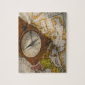 Puzzle Compas antique sur la carte (Vertical)