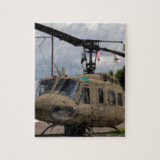 Puzzle Couperet vintage de militaires de l'ère Uh-1 Huey