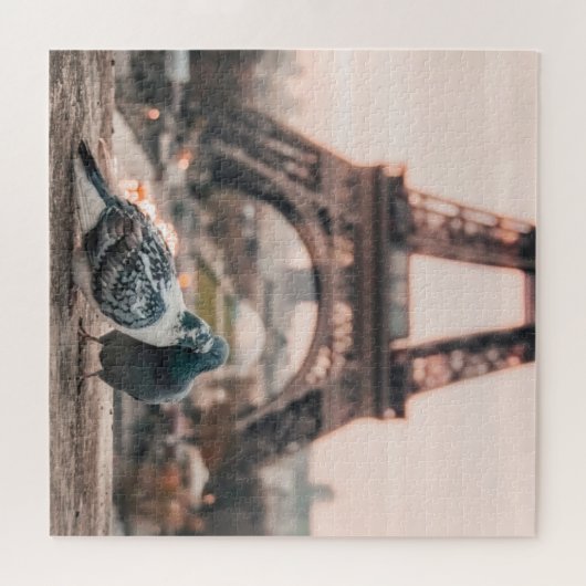 Puzzle Couple pigeons in front of Paris Eiffel Tower (Horizontal)
