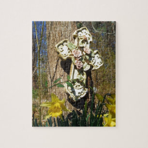 Puzzle Croix de couverture rose avec jonquille jaune