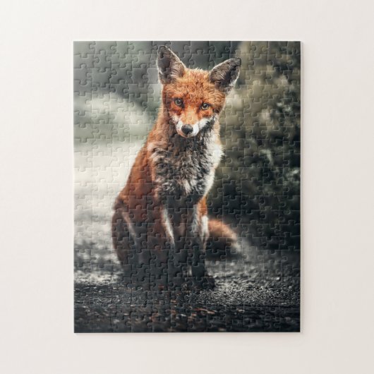 Puzzle Curieux Big Red et White Fox assis dans la nature (Vertical)